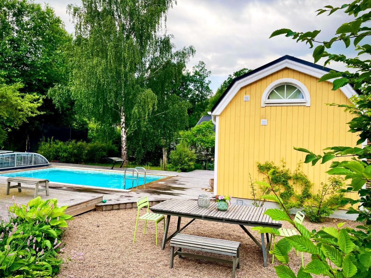 Charming Little Country House In Central Aelmhult Bagian luar foto